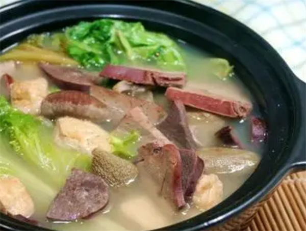 汪记羊杂砂锅