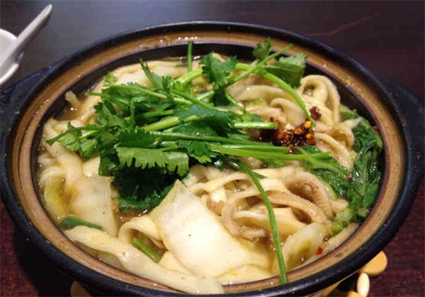 汪记羊杂砂锅