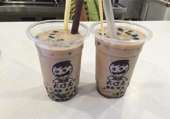 大口九奶茶店加盟
