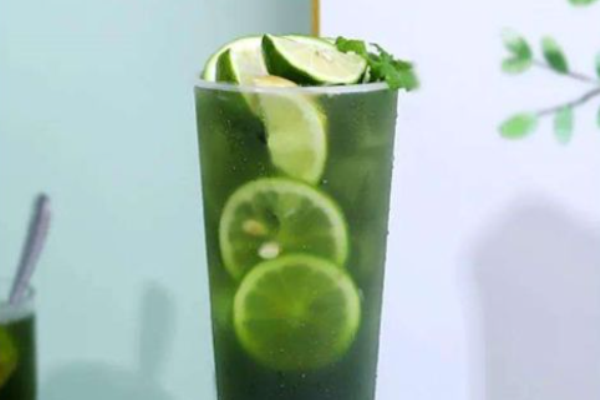 柠巨力手打柠檬茶