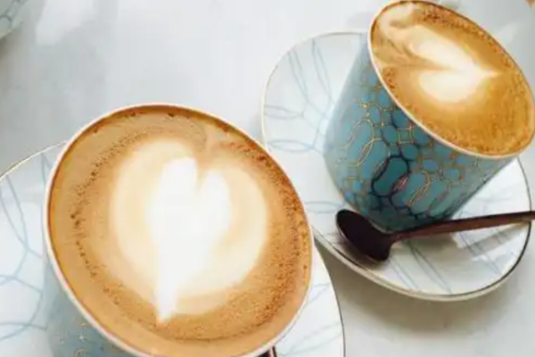 艾萱奶茶
