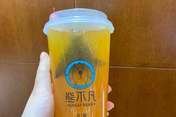 熊不凡饮品加盟