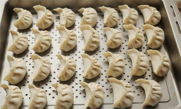 新鲜美水饺