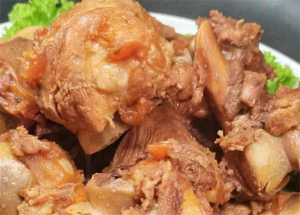 卤班肉匠加盟