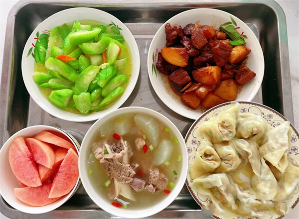 禾芽月子餐