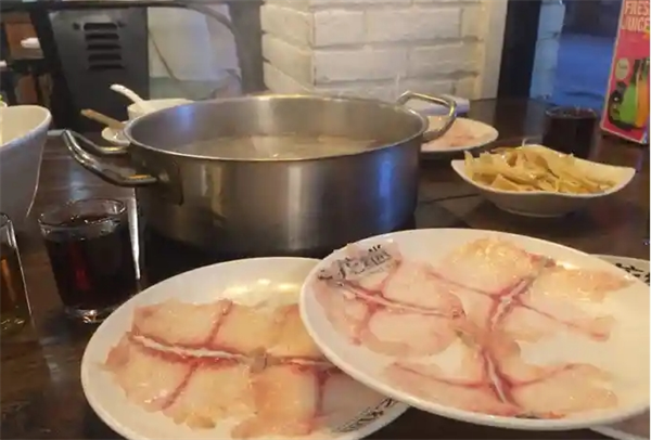 丽江味道斑鱼庄火锅