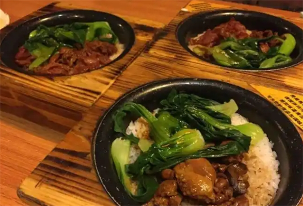 嘎子哥煲仔饭加盟