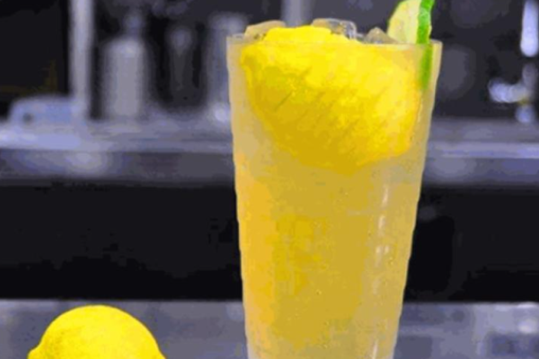 柠檬果果奶茶