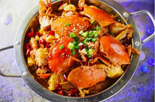 韵滋味肉蟹煲