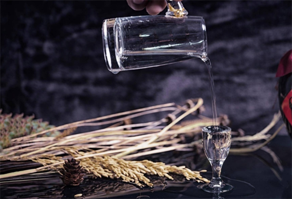 泸高酒业