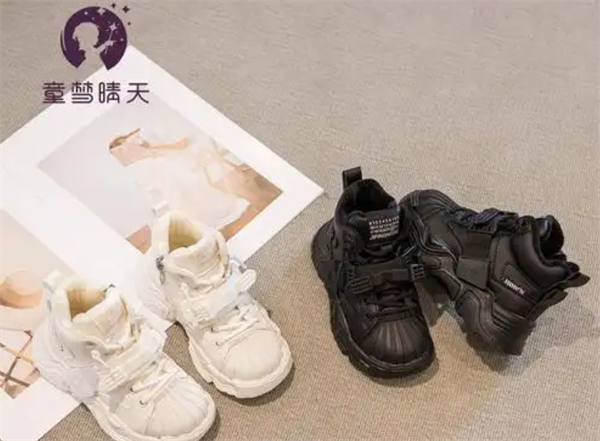 童梦晴天童鞋