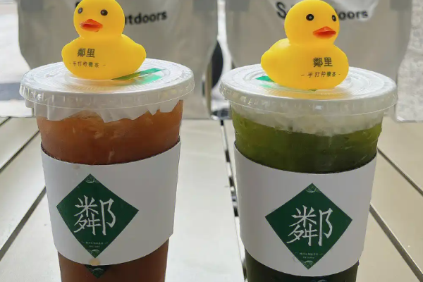 邻里手打柠檬茶加盟