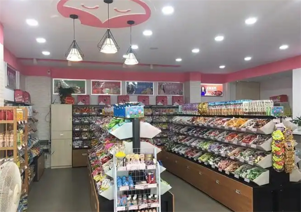 优味多零食店加盟
