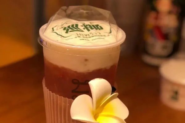 巡椰东南亚奶茶加盟