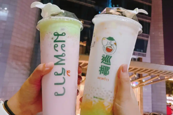 巡椰东南亚奶茶加盟