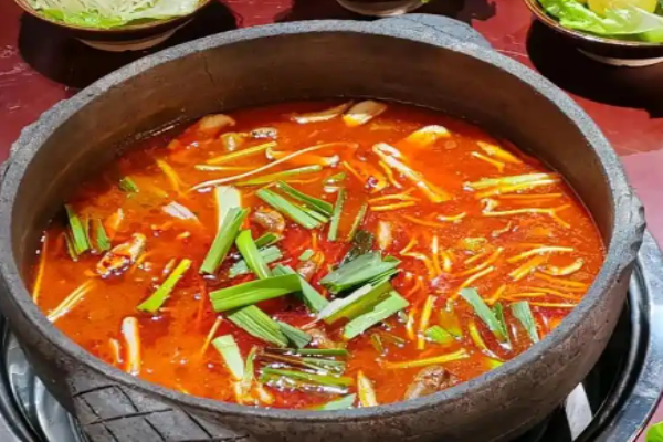 沈大勺夺夺粉酸汤火锅