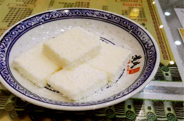 黄氏正轩牛奶甜品加盟
