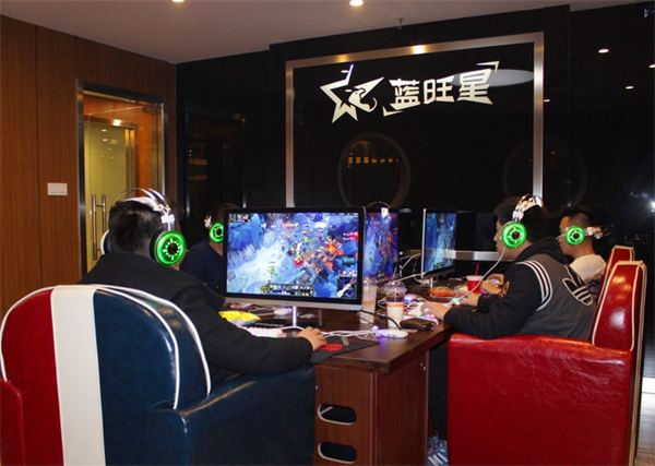 蓝旺星网咖加盟