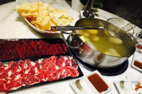圈儿潮汕牛肉火锅