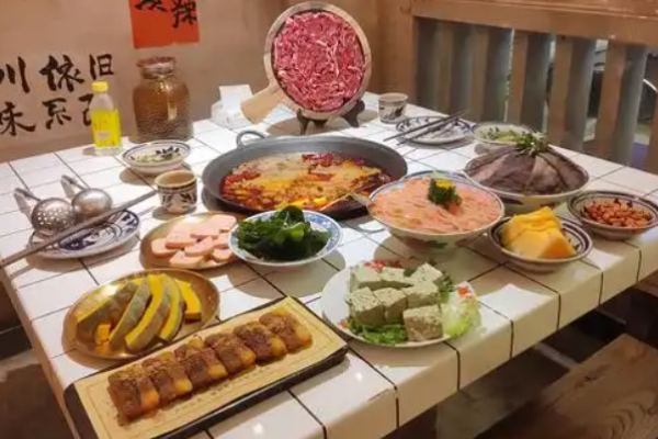 旧街市鲜货老火锅
