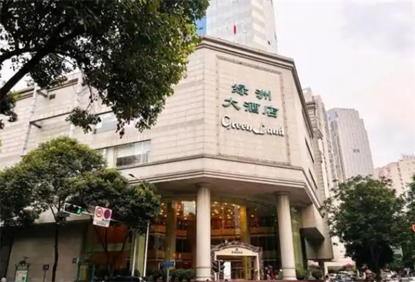 绿洲大酒店加盟条件是什么？你是否具备开一家中高端酒店的资格？