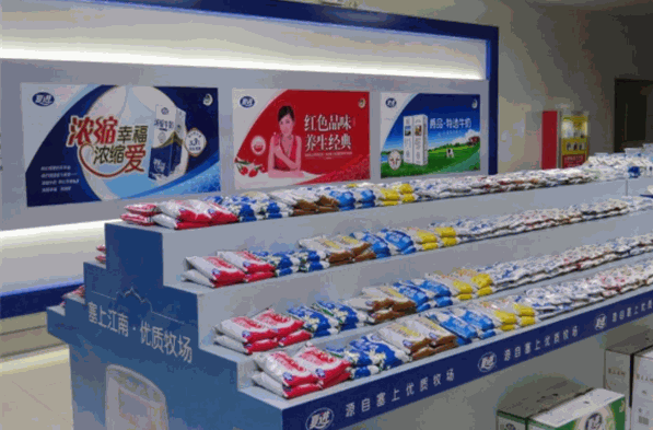 夏进牛奶加盟