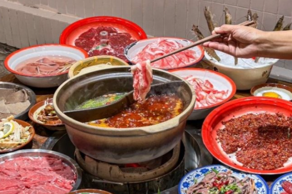 章小喜泥炉火锅