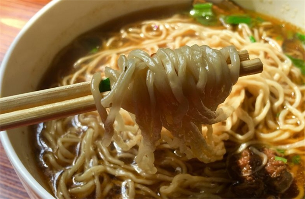 品味江南锅盖面