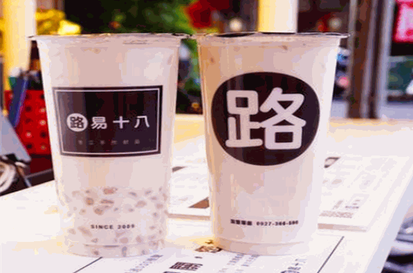 路易十八饮品加盟