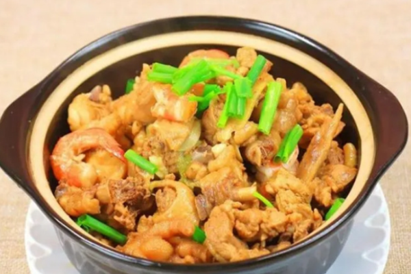 煲记兴秘制鸡虾煲