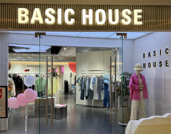 加盟百家好男装赚钱吗？揭秘这个热门品牌的投资回报与市场前景