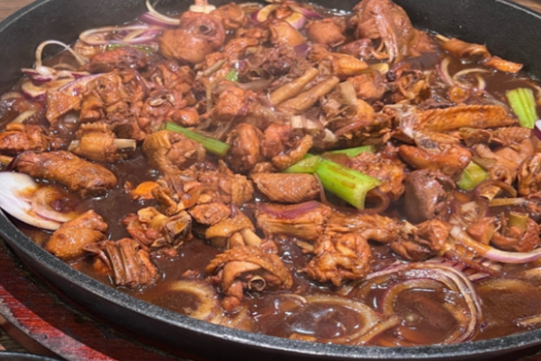 李山记铁板炒鸡