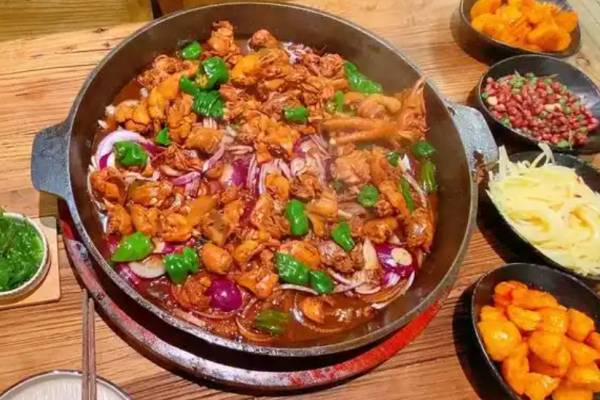 李山记铁板炒鸡