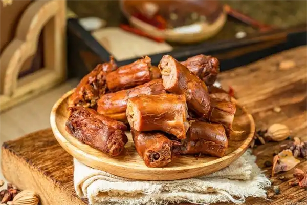 辣腮咯鸭脖