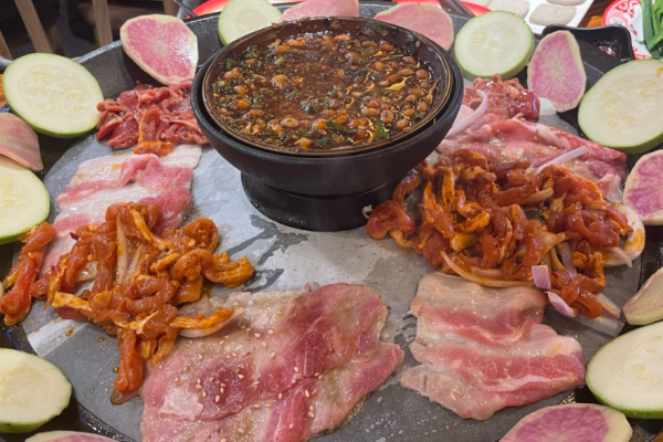 王秋香贵州烙锅烤肉