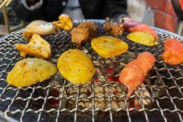肉小胖地摊烤肉加盟