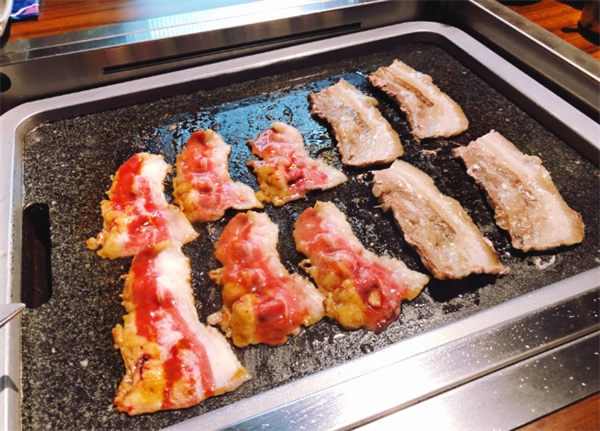 喜洋洋石板烤肉