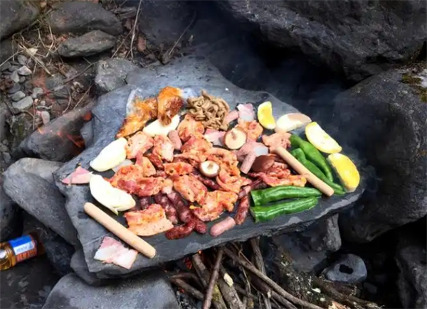 喜洋洋石板烤肉