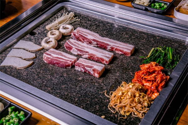 喜洋洋石板烤肉