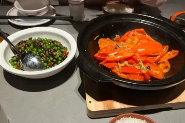 围湘记砂锅湘菜加盟