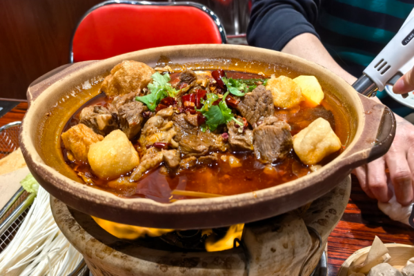火正宫现炖牛腩煲加盟