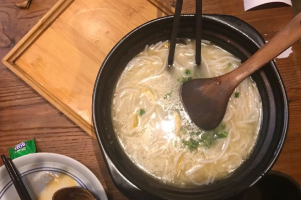雲之肴过桥米线加盟