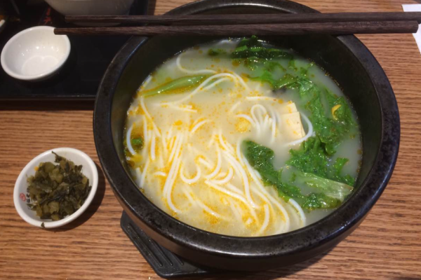 相遇石桥过桥米线加盟