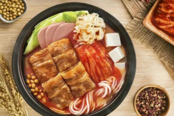 期品之线过桥米线加盟