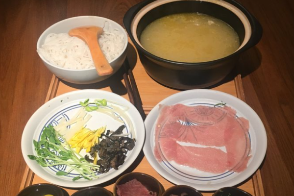 雲之肴过桥米线加盟