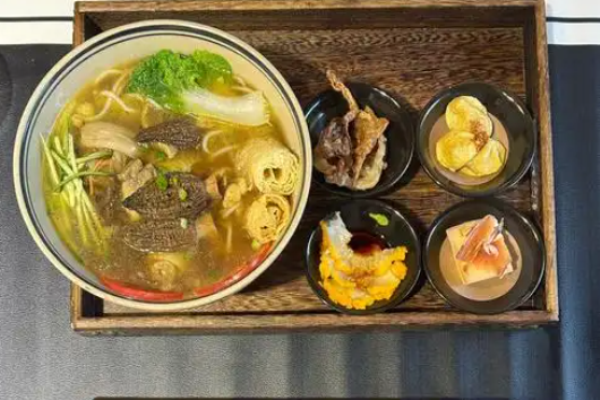 雲之肴过桥米线加盟