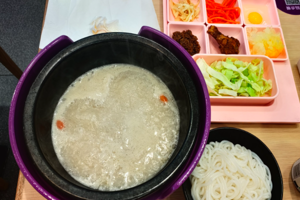 一线缘过桥米线加盟
