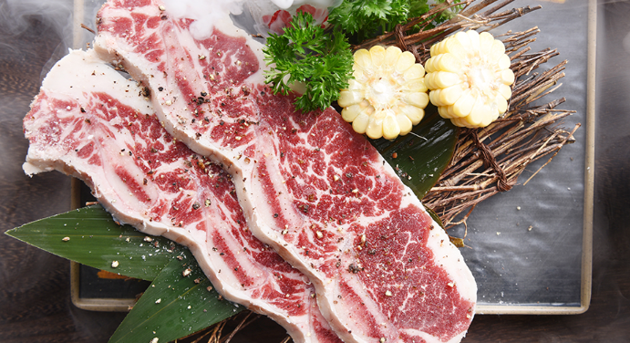木炭遇上肉烤肉
