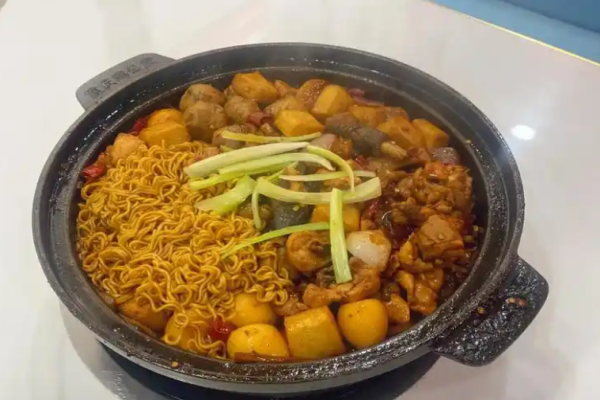 正中基重庆鸡公煲