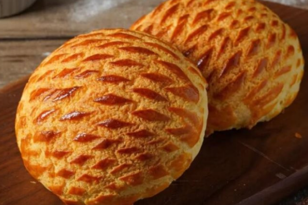 粤火婆菠萝包